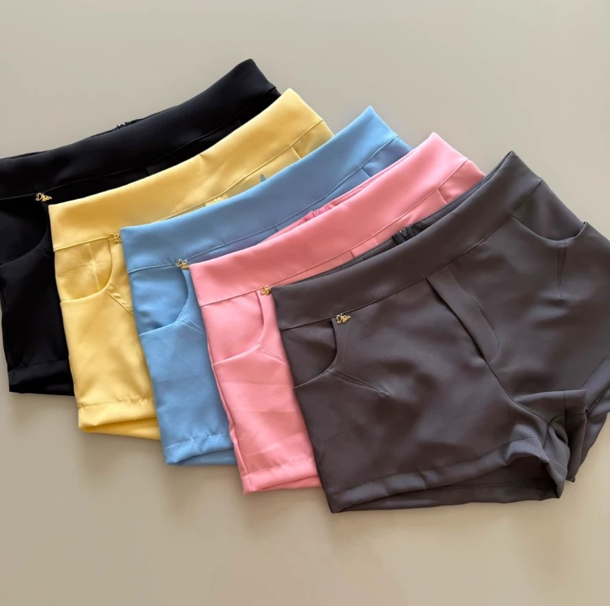 Shorts alfaiataria em várias cores: preto, amarelo, azul, rosa e marrom
